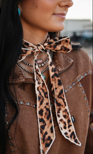 Trail Knot Leopard Print Twilly