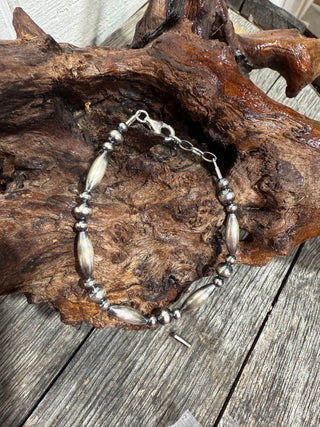 Sterling Silver Torpedo Bead Bracelet – Navajo-Style Western Pearls