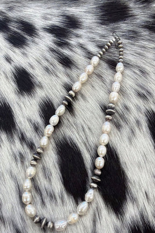16” Freshwater Pearl & Sterling Silver Pearl Choker Necklace - Barbwire n Bougie Boutique