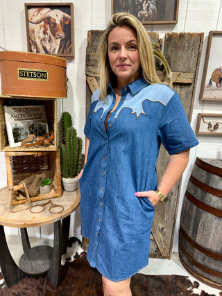 Western Denim Shirt Dress for Women – Cowgirl Button Down Dress with Pockets, Short Sleeve Chambray Western Outfit