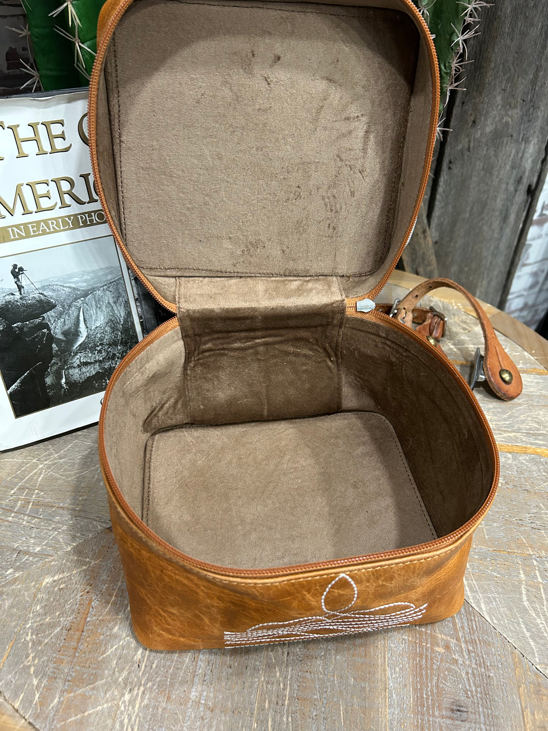 Caramel Travel Case