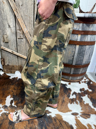 Camo Crush Cotton Barrel Jeans