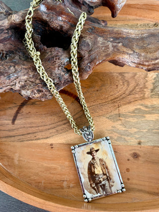 Vintage Cowboy Photo Pendant Necklace – Western Style Gold Chain Statement Jewelry