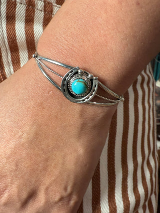 Latricia Largo Sterling Silver Horseshoe Turquoise Cuff Bracelet – Navajo Native American Jewelry