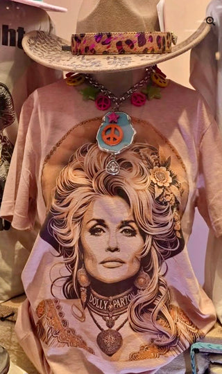 Dolly Dreamin’ Graphic Tee