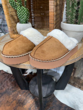 Cowpony Cozy Suede Platform Slippers – Tan with Plush Cream