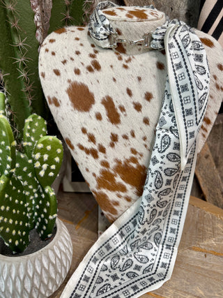 White & Black Paisley Twilly