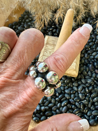 Navajo Pearl Style Cluster Statement Ring – Bold Silver Tone Bead Western Ring