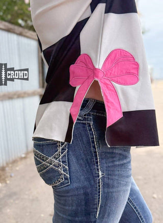 Black & White Checkered Pink Bow Bombshell Pullover – Western Cowgirl Sweatshirt