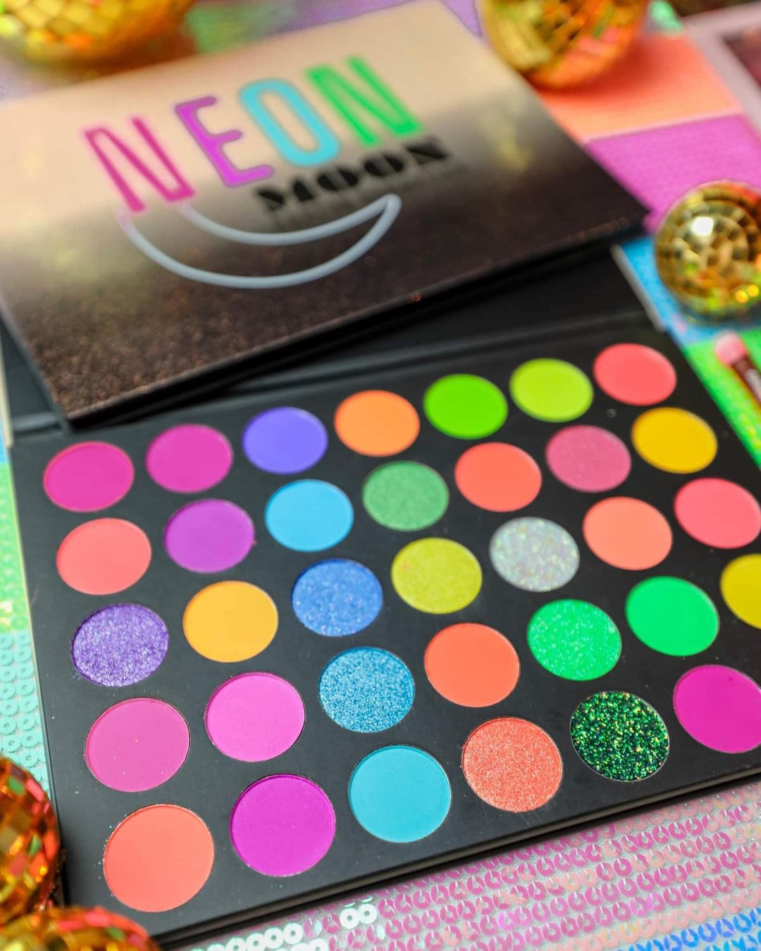 Cactus Cosmetics- Neon Moon Eyeshadow Pallet