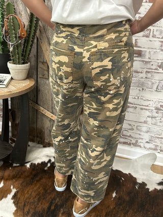 Washed Distressed & Paint Splashed Camo Barrel Jeans