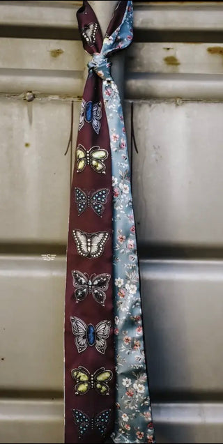Butterflies & Blooms Western Twilly Scarf