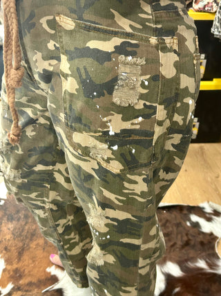 Washed Distressed & Paint Splashed Camo Barrel Jeans