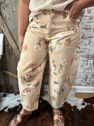 Prairie Rose Print Barrel Jeans