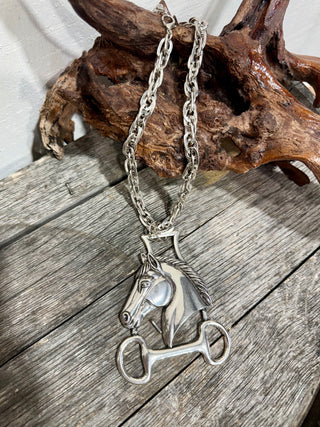 Western Horse Head Bit Necklace – Silver Equestrian Statement Pendant on Chunky Chain