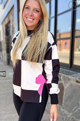 Black & White Checkered Pink Bow Bombshell Pullover – Western Cowgirl Sweatshirt