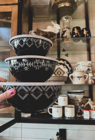 Super Fly Western Aztec Bowl Set with Lids – Black & White Ranch Kitchen Nesting Bowls