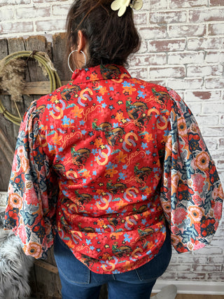 Wild West Rodeo & Floral Sleeve Retro Cowgirl Button-Down Pearl Snap Blouse – Western Fashion Top