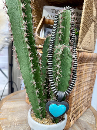 Howlite Turquoise Heart Pendant on faux Navajo Pearl saucer Necklace – Statement Western Jewelry