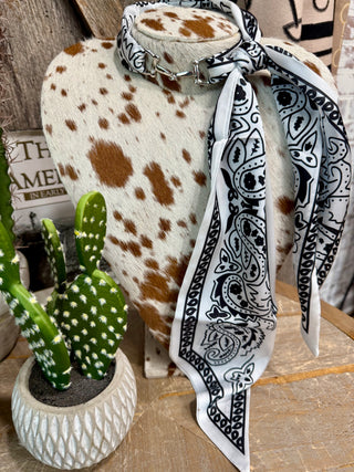 White & Black Bandana Print Twilly