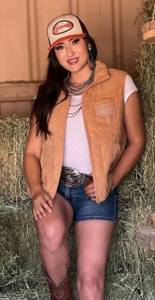 Dusty Mesa Quilted Western Vest – Camel