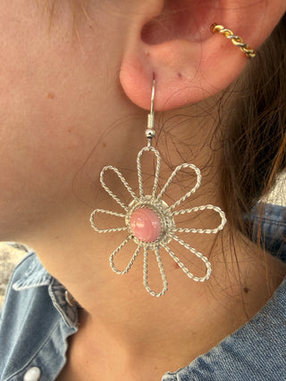 Native American Pink Conch Sterling Silver Flower Dangle Earrings-D.Duboise