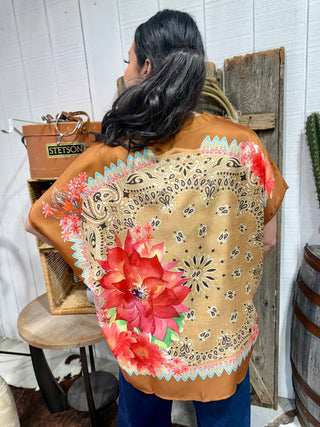 Let Er Buck -Western Rodeo Bandana Poncho Top – Bucking Horse Floral Cowgirl Blouse-One Size Fits Upto 2X