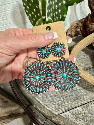 Western Turquoise Cluster Statement Earrings – Large Concho Cowgirl Dangle Earrings