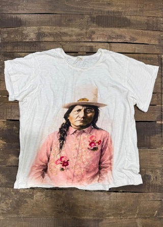 Jaded Gypsy Weathered & Worn Sitting Bull Graphic Tee – PREORDER