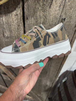 Camo Crush Rhinestone Platform Sneakers - Barbwire n Bougie Boutique
