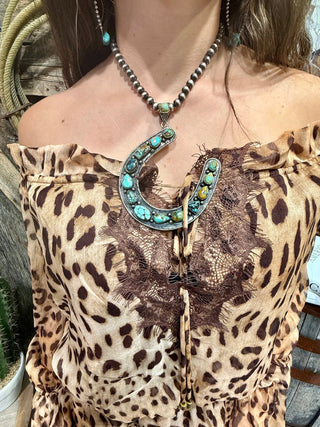 Lucky in Love Kingman Turquoise Oversized Horseshoe Pendant - Barbwire n Bougie Boutique