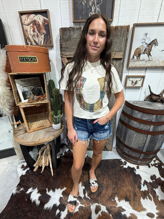 Rustic Patchwork Horseshoe Graphic Tee | Western Boutique - Barbwire n Bougie Boutique