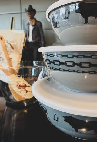 Super Fly Western Bowl Set with Lids – Cowboy Chain & Cattle Print Nesting Kitchen Bowls-Angus - Barbwire n Bougie Boutique