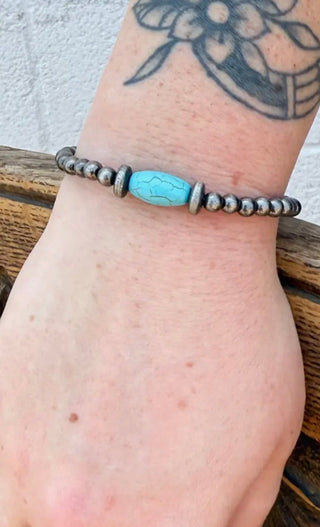 Turquoise Navajo Pearl Style Stretch Bracelet | Western Cowgirl Beaded Bracelet | Southwestern Jewelry - Barbwire n Bougie Boutique