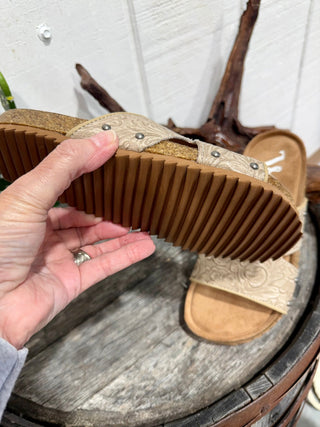 Very G Tooled Western Slide Sandals – Tan Embossed Leather Cowgirl Comfort Sandals - Barbwire n Bougie Boutique