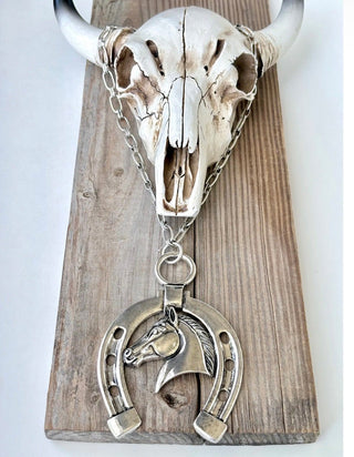 Western Horseshoe Horse Necklace | Silver Or Gold Finish - Barbwire n Bougie Boutique